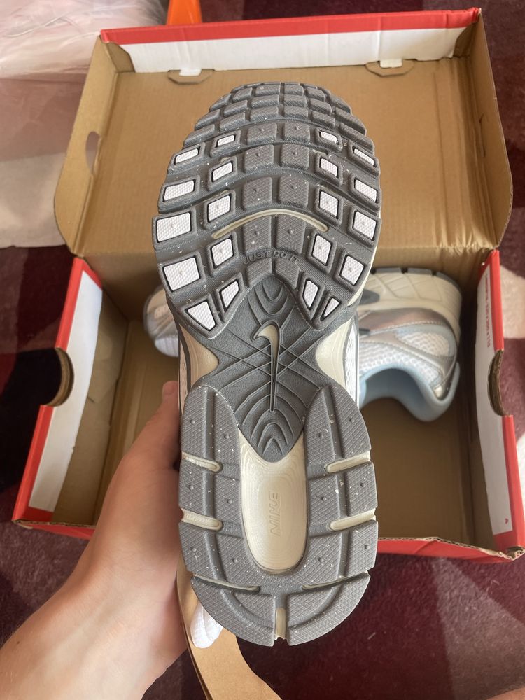 Кросівки nike V5 RNR