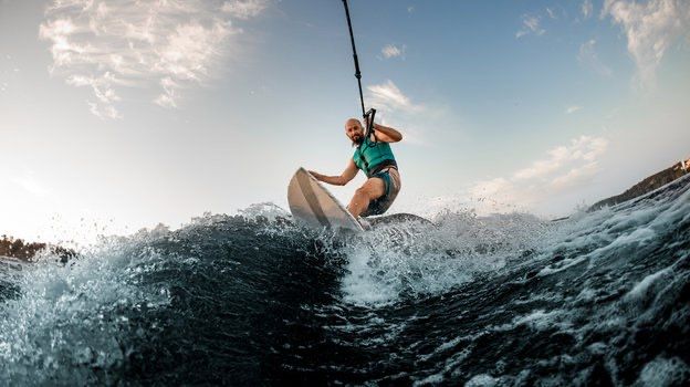 Серфінг за катером Серфінг Оренда катеру