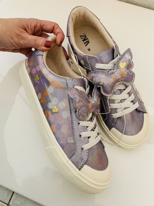 Tenis novos Zara tamanho 39
