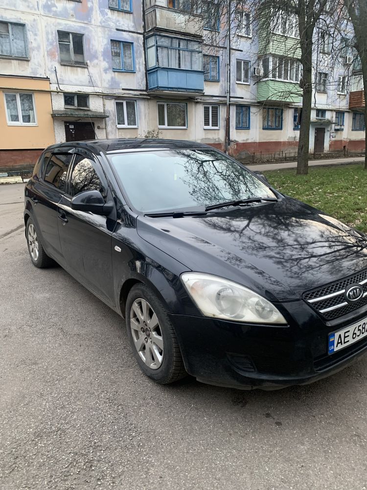 Продам авто Kia Ceed