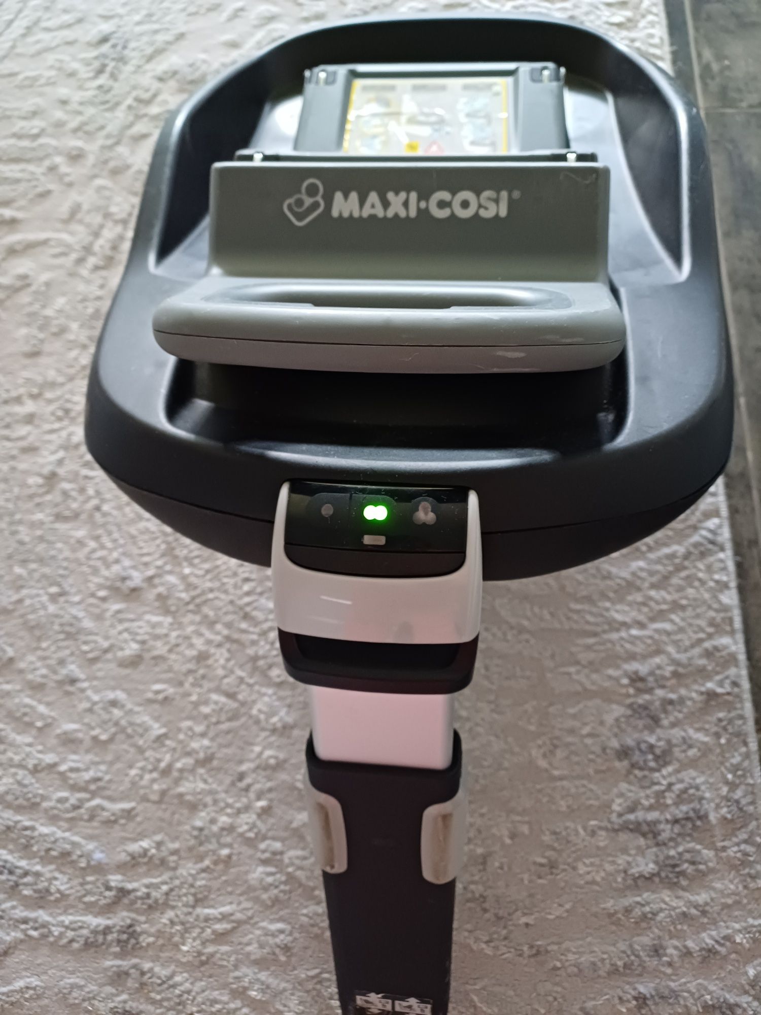 Fotelik Maxicosi+baza ISOfix+wkładka dla niemowląt