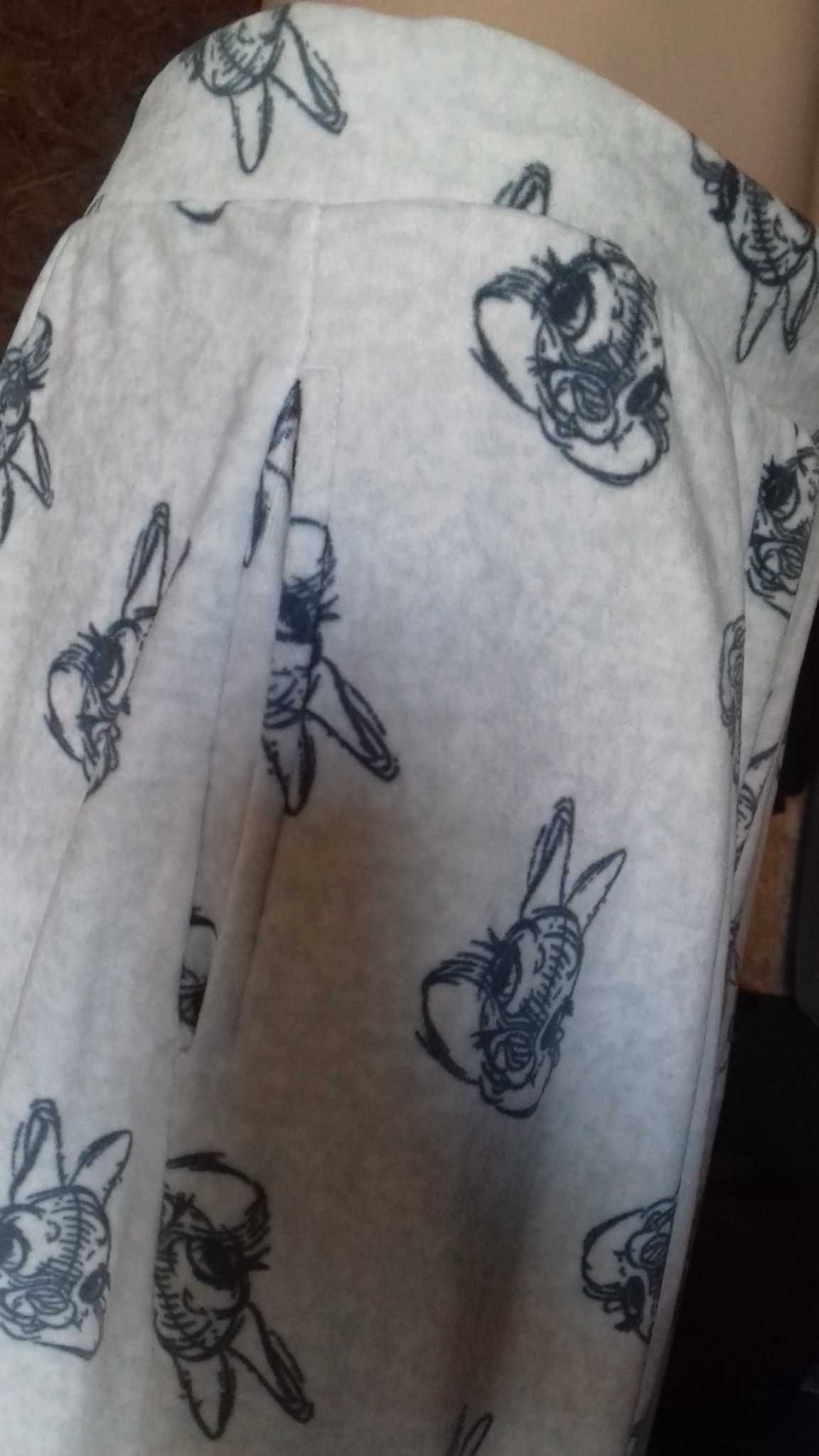 Spodnie od piżamy w króliki, Primark, Disney