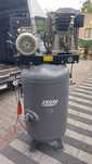 Kompresor tłokowy Blitz 250 L