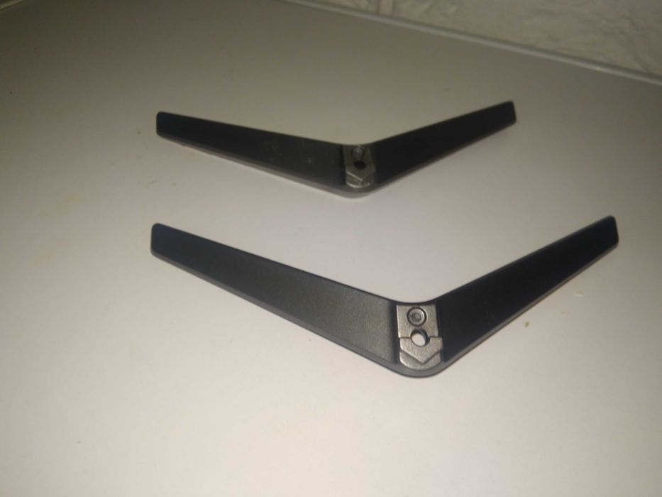 Ніжки,підставки для телевізора Haier LE24K6000S 24"