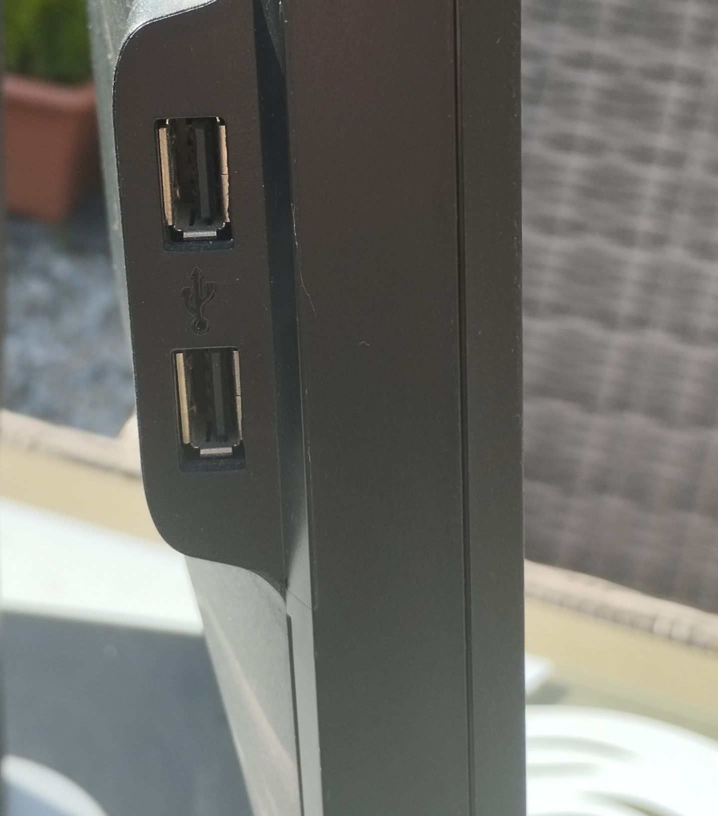 Monitor Dell 22 cale.