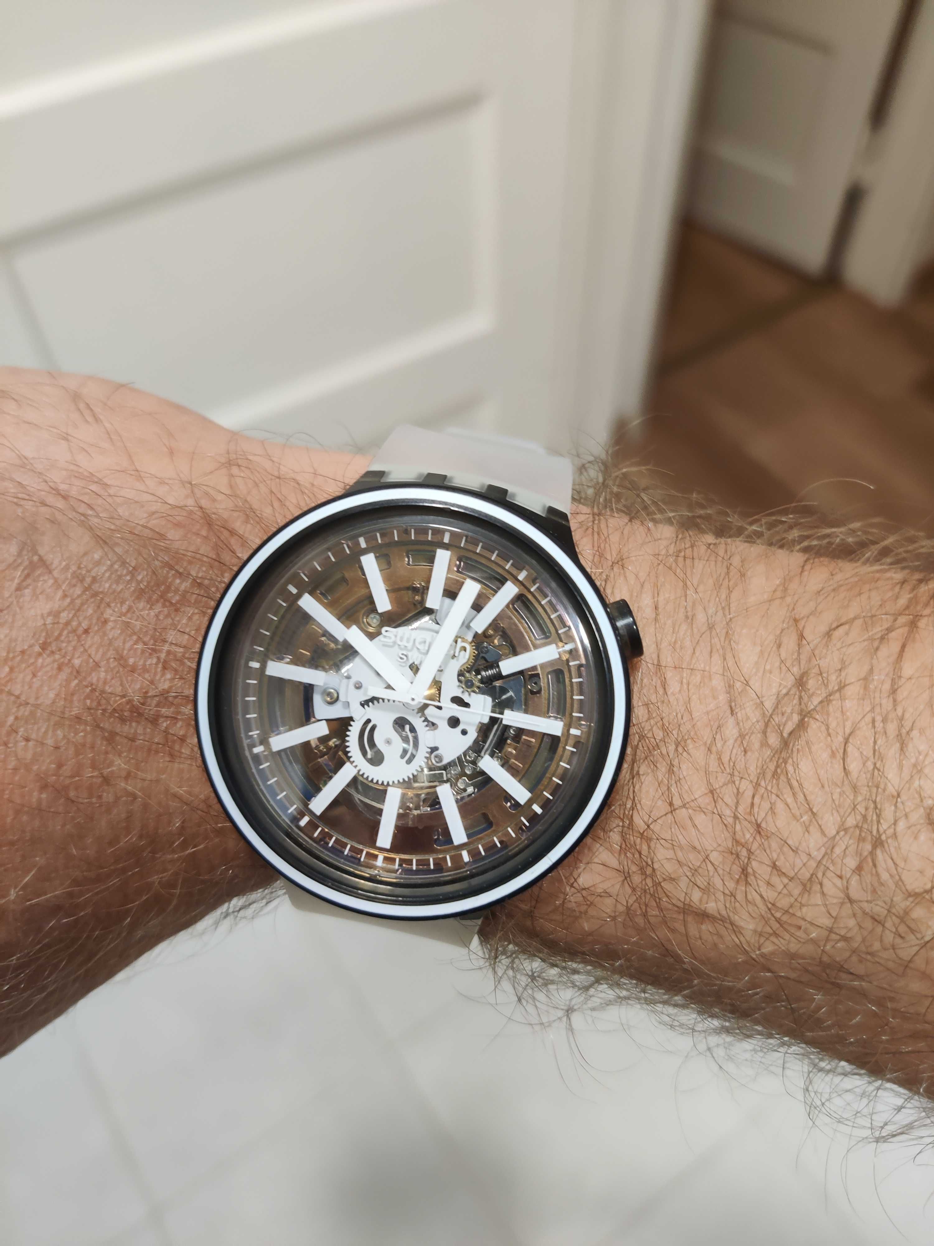 Relógio Swatch branco