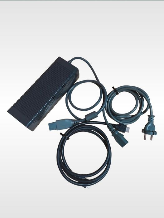 Xbox 360 + 19 Jogos de Oferta