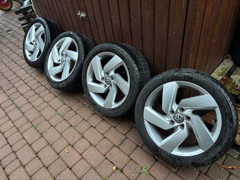 Koła letnie felgi 17 cali 17 5x112 Golf VW 8 gtd gti oryginał