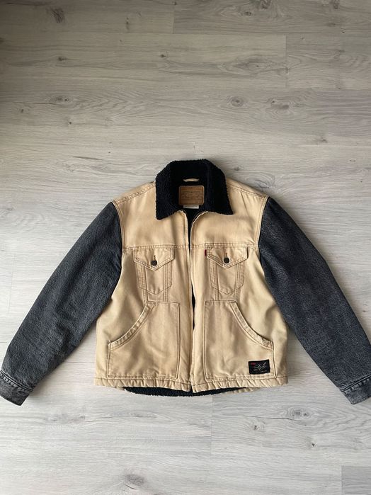 Куртка пайта Levi’s M чол. джинсова з утепленнням під овчину беж+сірий