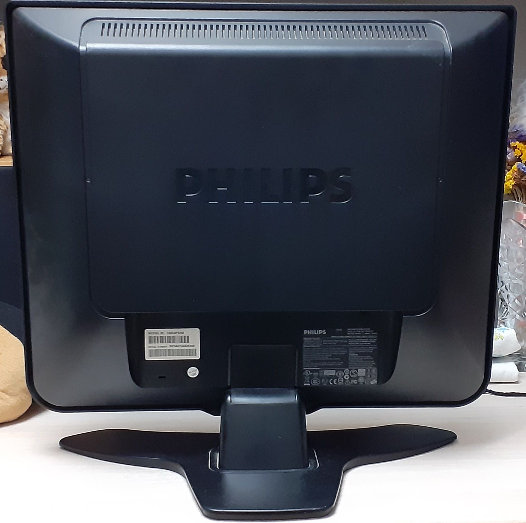 Монитор Philips 190C