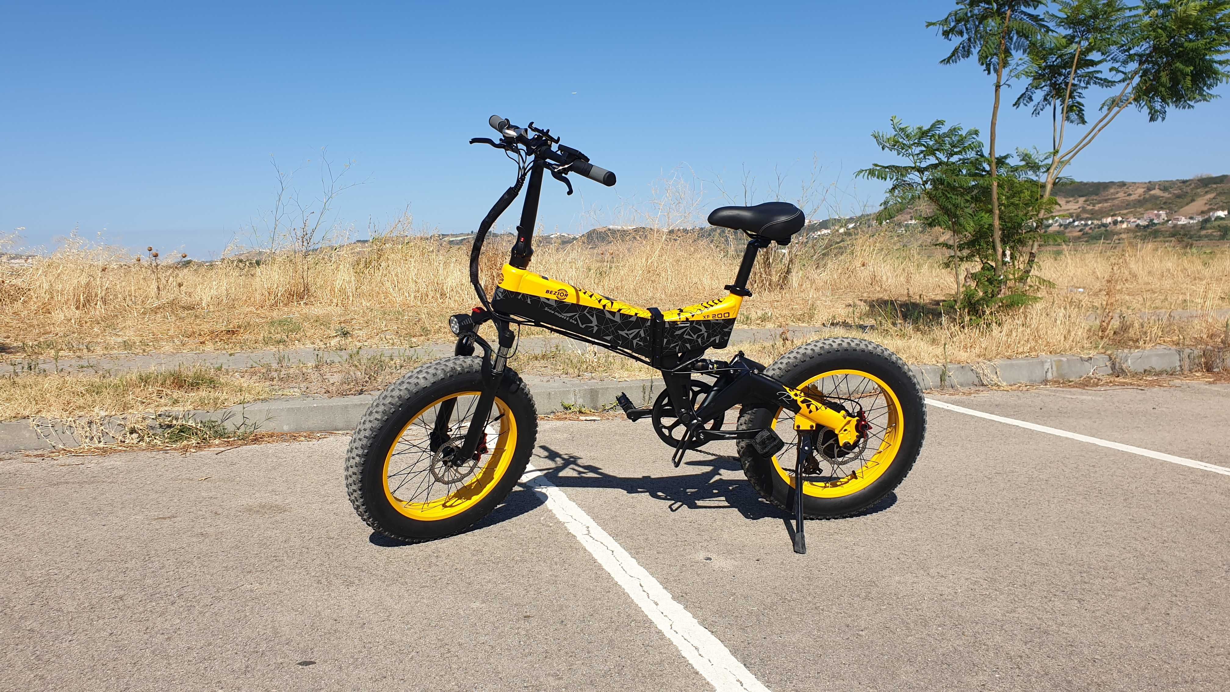 Bicicleta Elétrica Bezior XF200 (Dobrável)- Autonomia 100kms - c/ NOVA