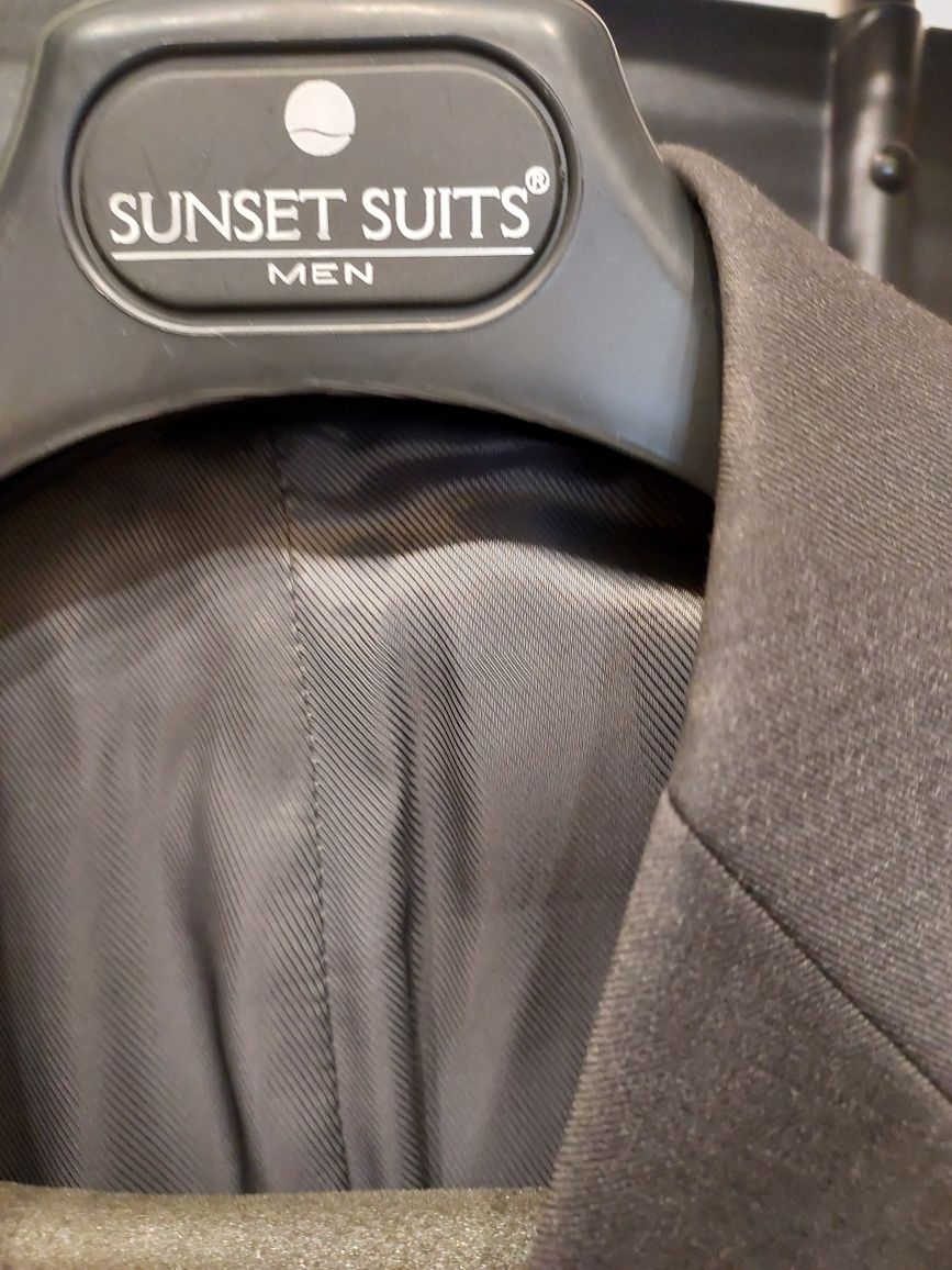 Garnitur męski Sunset Suits