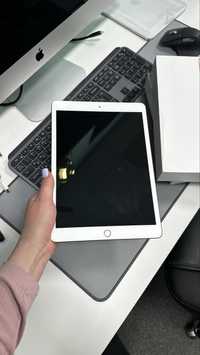 Apple iPad ( 7th Generation) 32GB Wi-Fi + Cellular