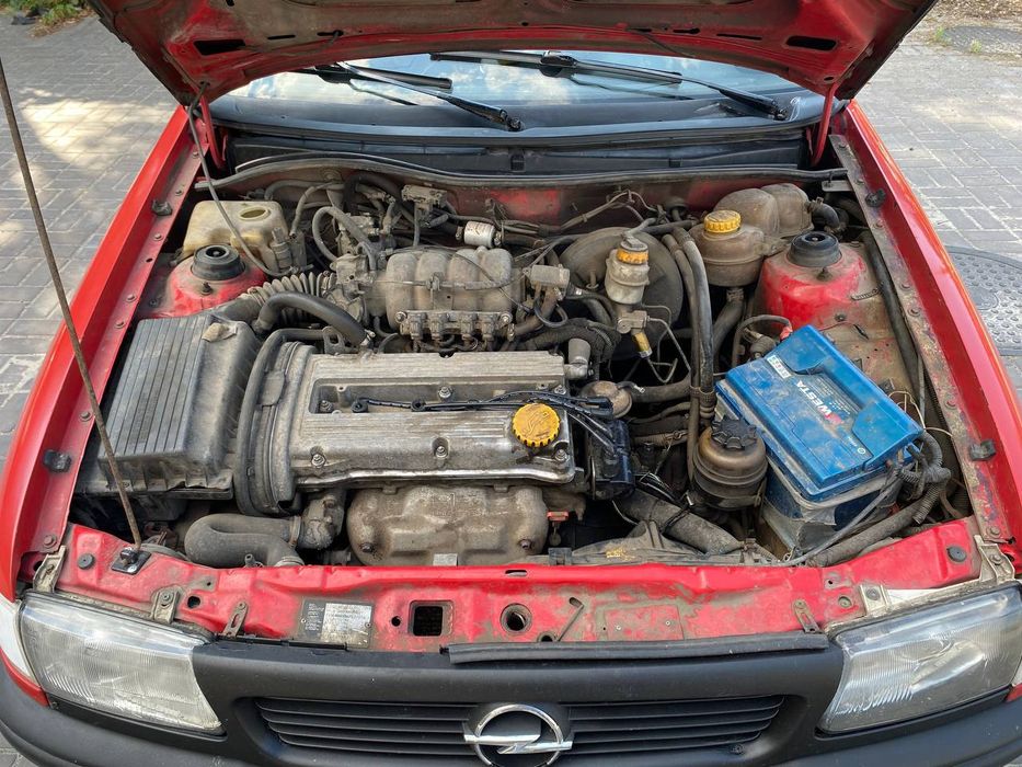 Продам / Опель Астра