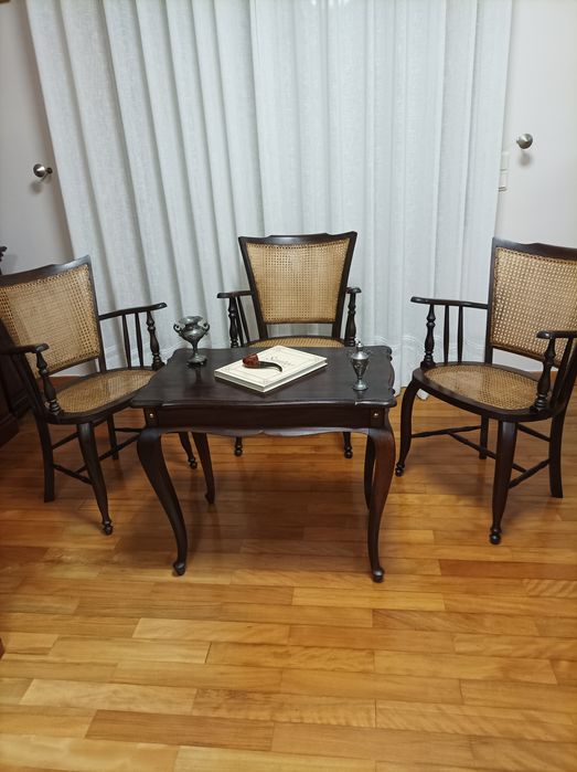 Conjunto antigo restaurado estilo inglês para sua casa ou escritório