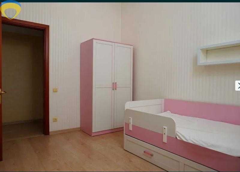 Продам двоповерховий будинок з ділянкою на Черемушках! вул. Кордонна