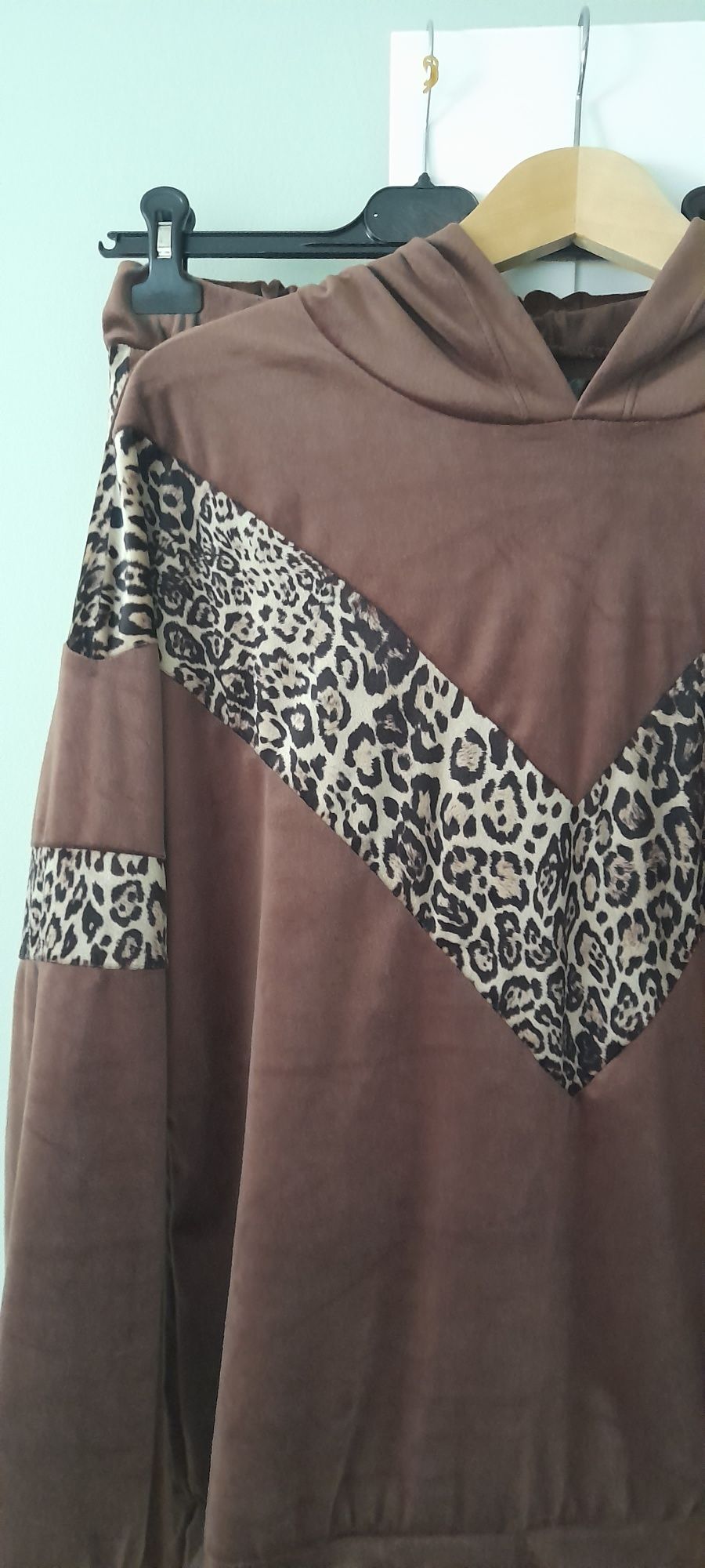 Dres  panterka welur