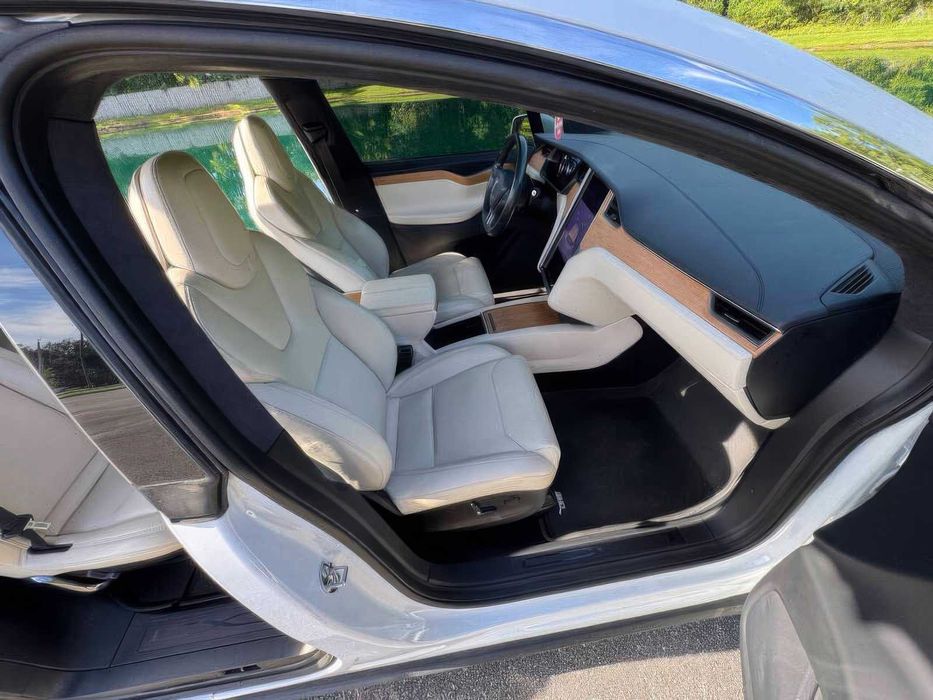 Tesla Model X Performance      2019
