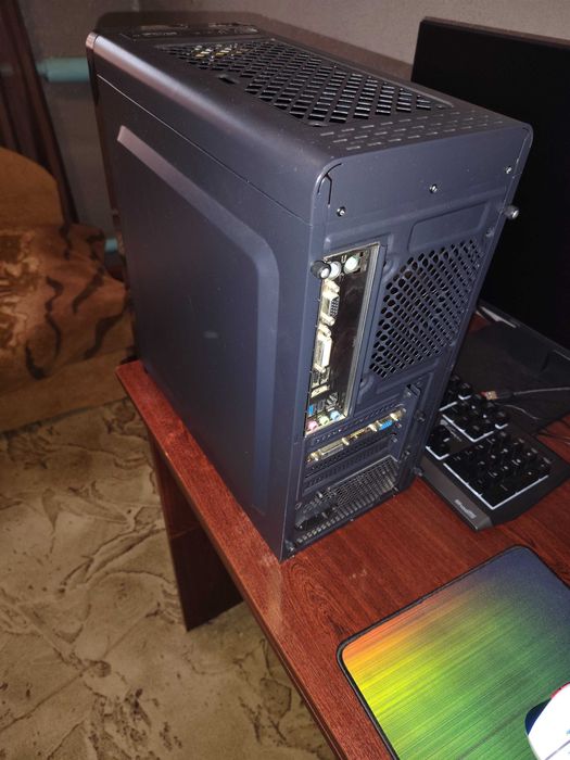 Комп'ютер 4 ядра/8gb ddr3 (системний блок) Самовивіз!