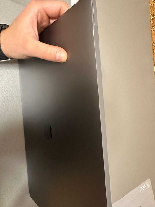 Ноутбук MacBook Pro 16 A2141 (2019) RAM 32Gb/ SSD 512Gb