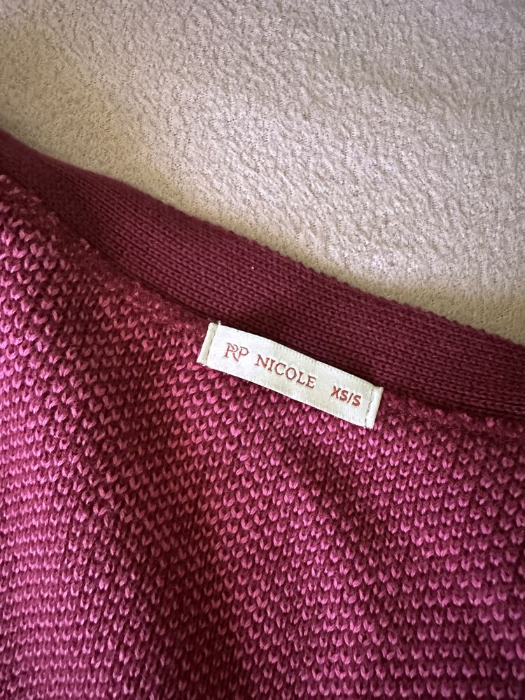Sprzedam sweter Roger Publishing Mamaginekolog