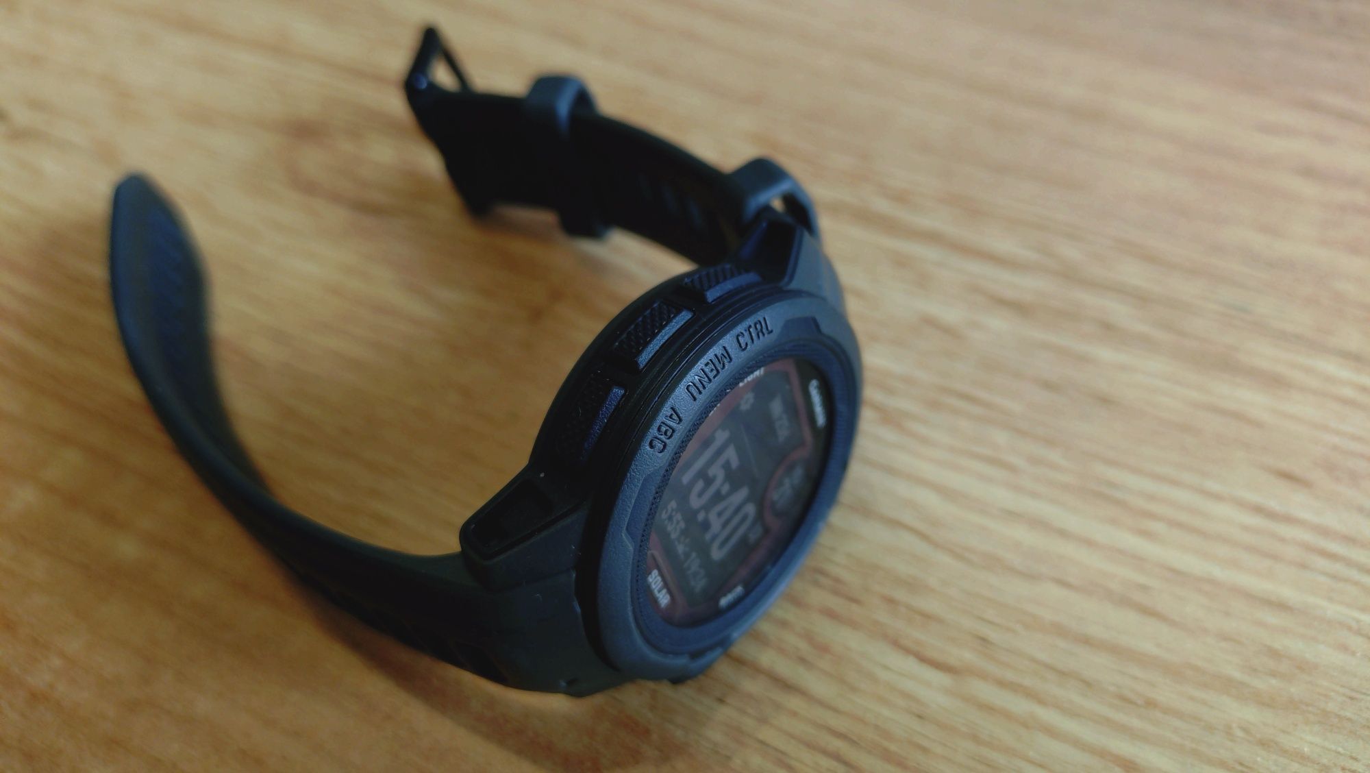 Garmin Instinct 2S Solar Grafit - na gwarancji