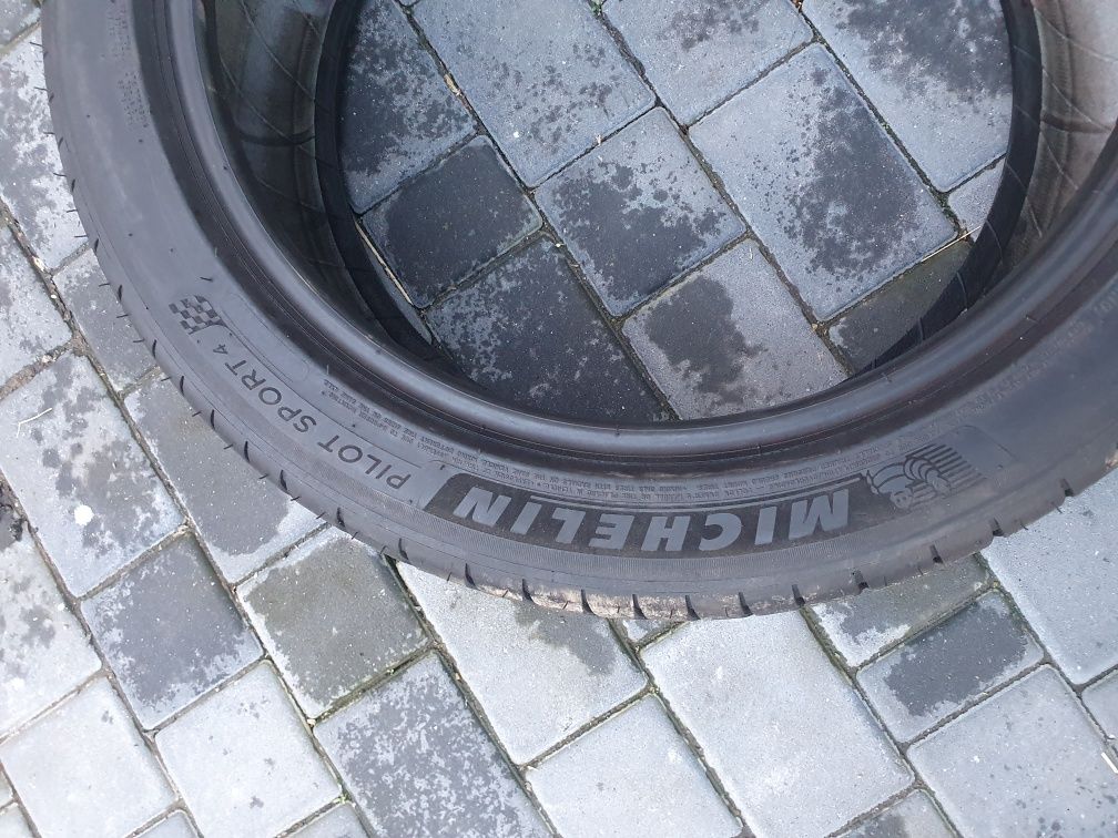 Шини Michelin 235 45 r19