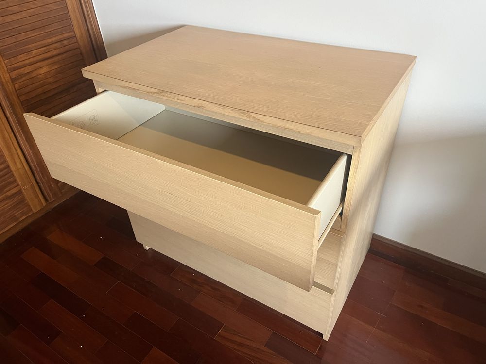 Comoda Ikea Malm de Carvalho