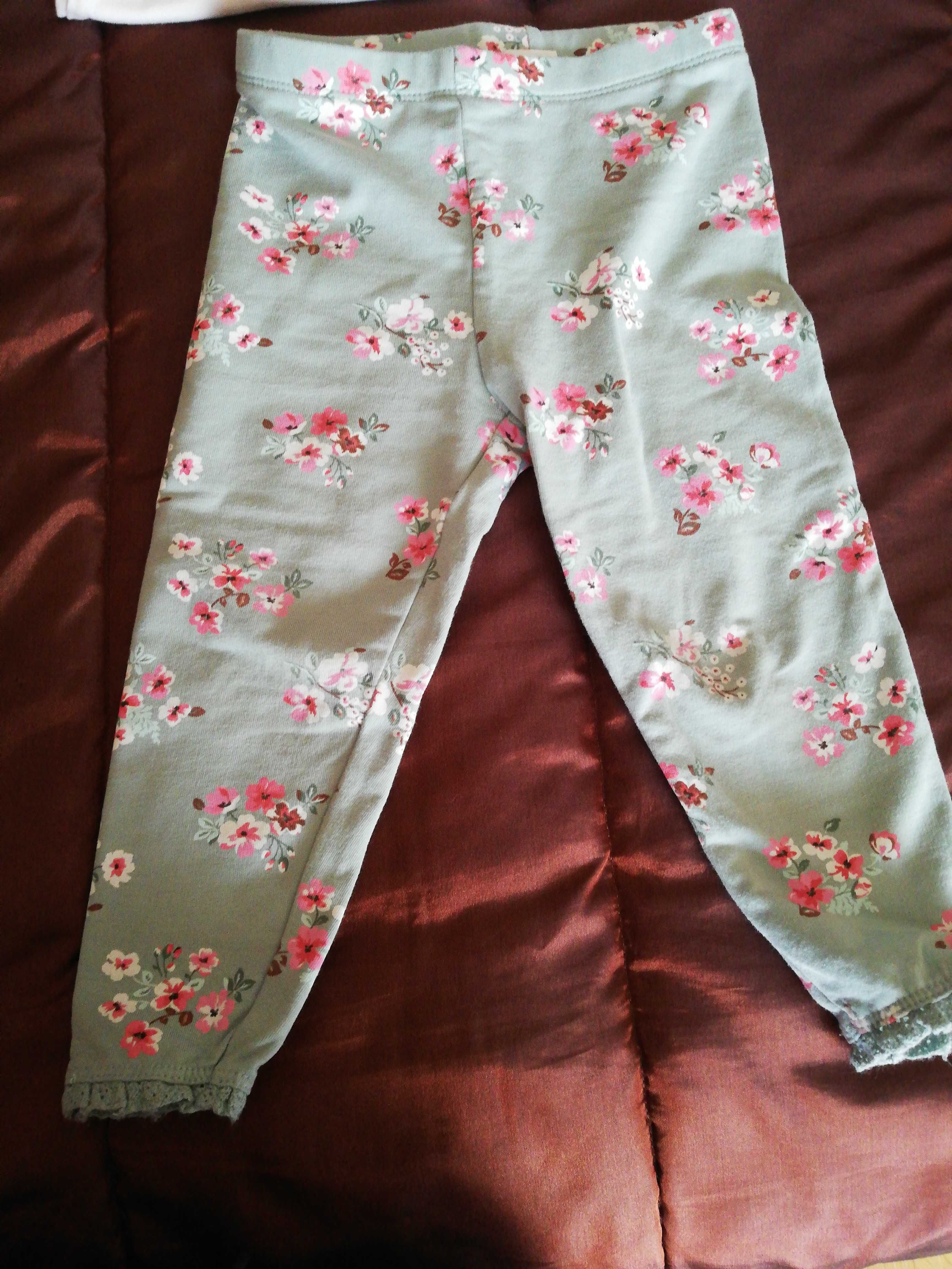 Conjunto floral tamanho 92cm da C&A