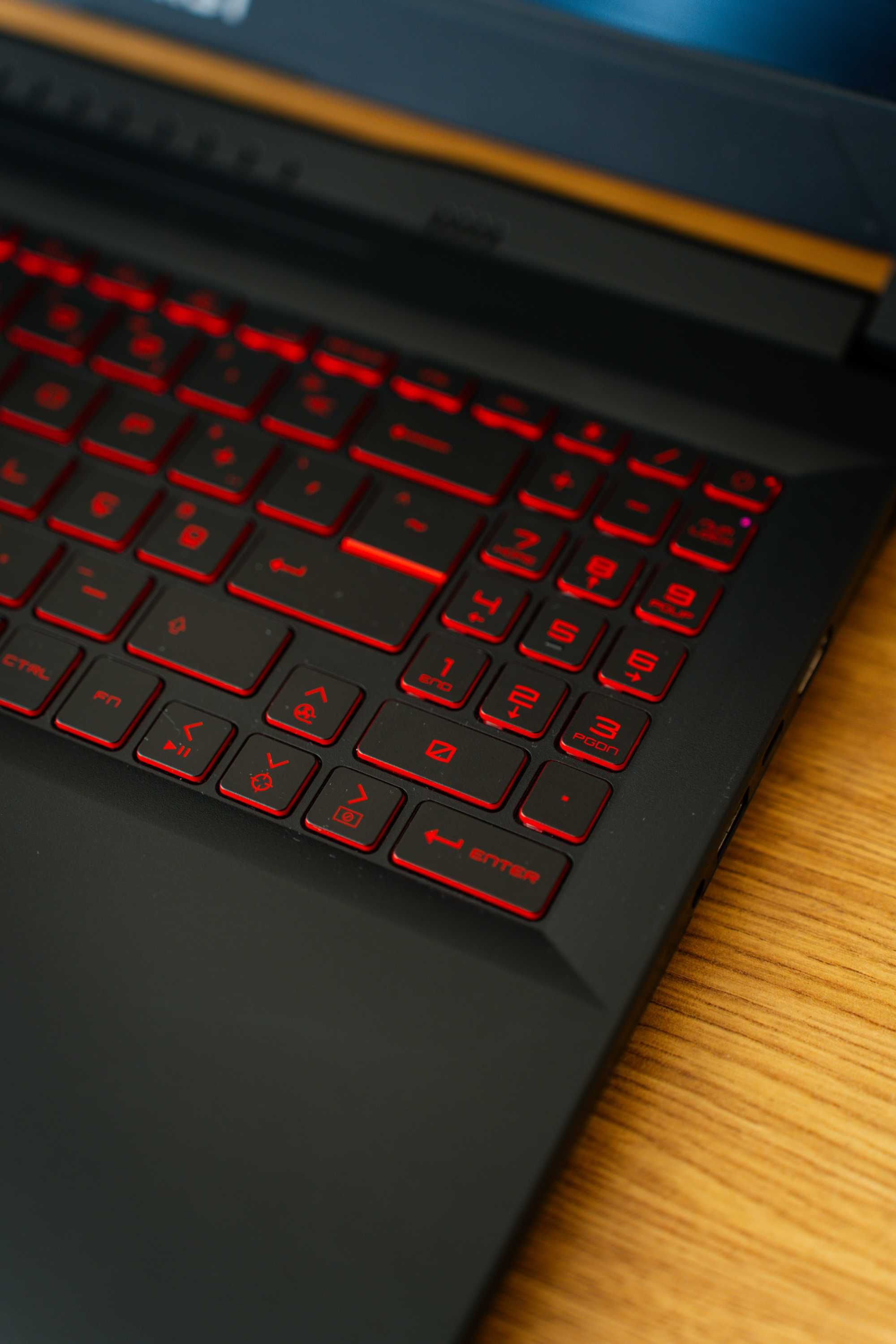 Portátil Gaming MSI Katana GF66 12UE - i7-12700H