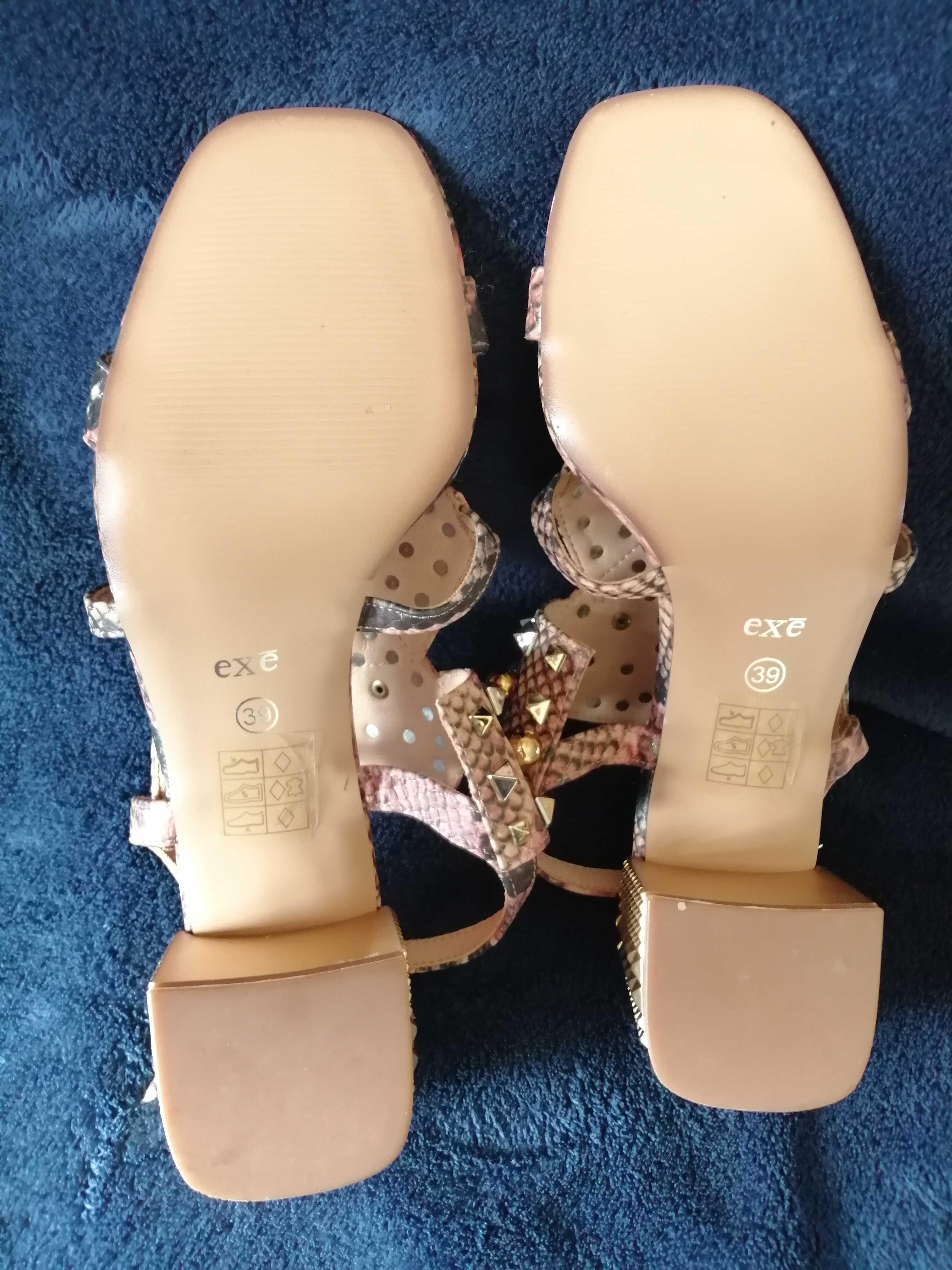 Sandálias EXÉ padrão ROSA NOVAS - 70€