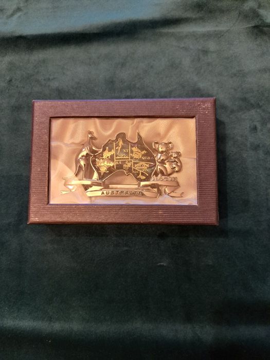 Mapa Australii w metalu.