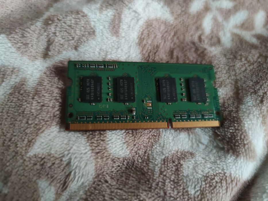 Оперативная память DDR 1GB Samsung (ОЗУ) 1Rx8 PC3-8500S-07-10-zzz