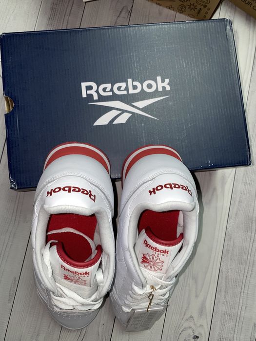Кроссовки кожаные Reebok 46 мужские