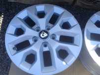 oryginalne r16 nowe felgi dacia duster renault megane 5x114,3 scenic