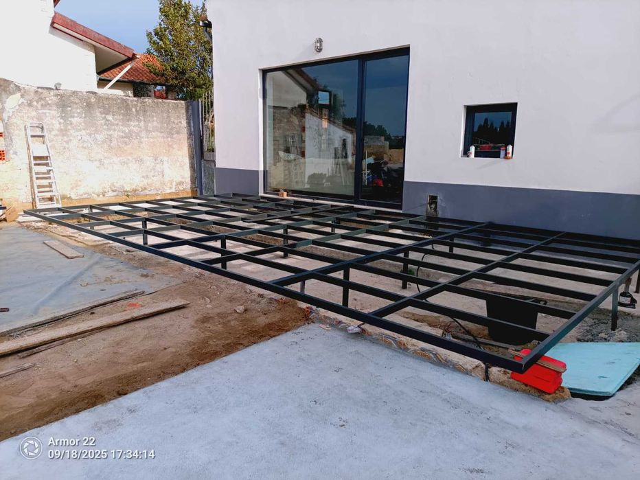 Floreiras e Pérgulas Metálicas — Fabrico por Medida