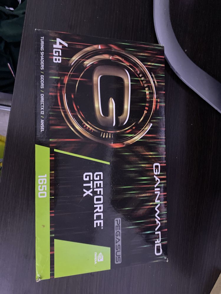 Komputer GTX 1650 intel I5