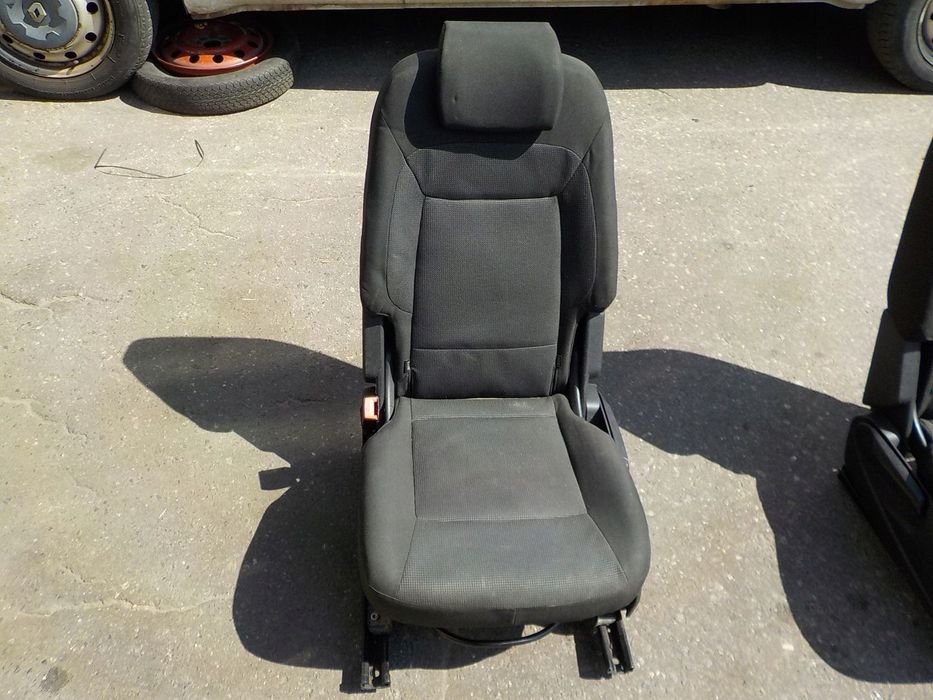 fotel lewy tył 2 rząd ford s-max mk1 2008r