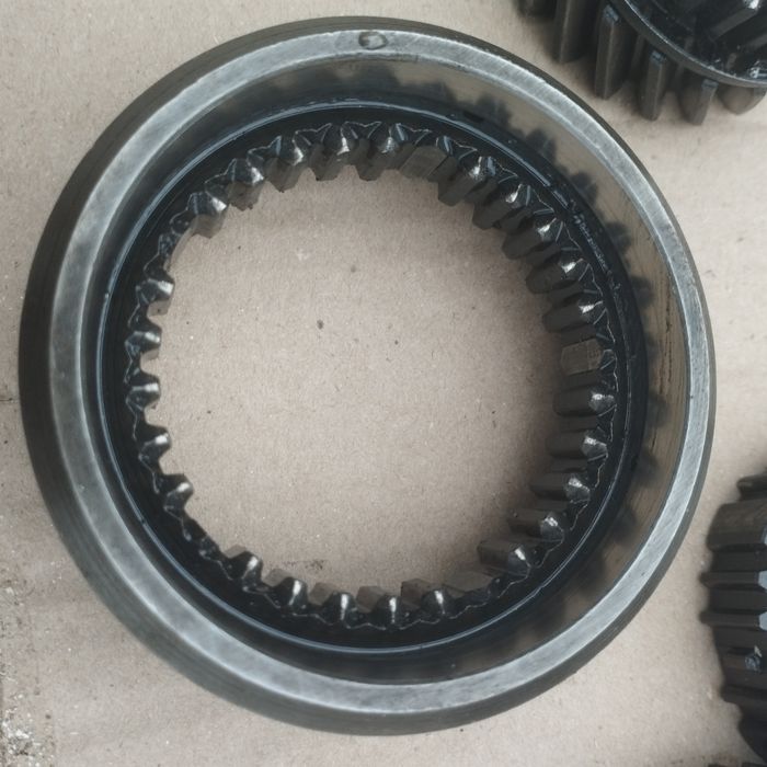 Продам  шестерні  2 3 задня муфтапередачі КПП ваз 2101-07 4ст