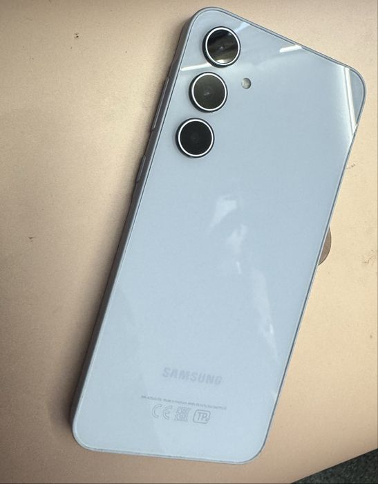 Продам телефон Samsung A35 5G SM-A356E 8 256Gb