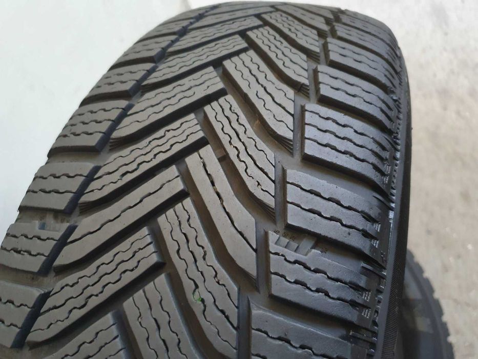 2x Michelin Alpin 6  195/65r15  7,2mm 2022r