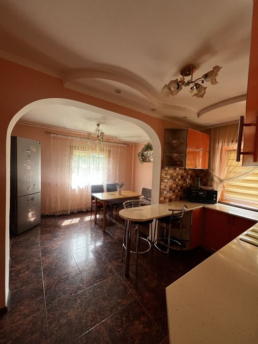 Відпочинок в Яремче!Оренда котеджу в Карпатах з каміном та чаном.