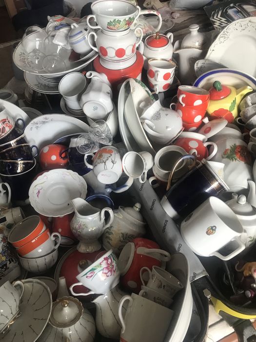 Фарфоровая посуда СССР.тарелки чашки, блюдца и др.