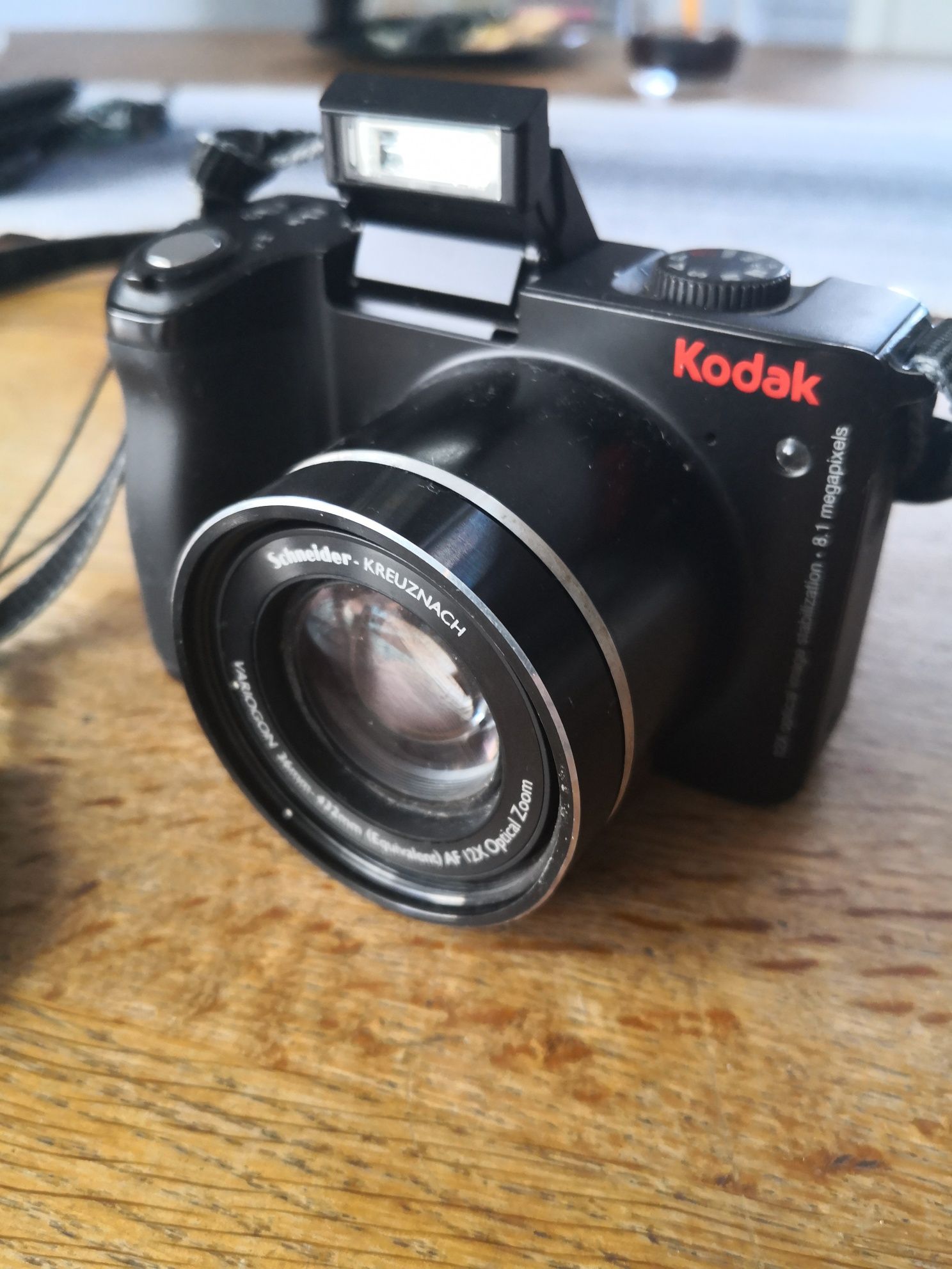Kodak EasyShare Z8612 IS