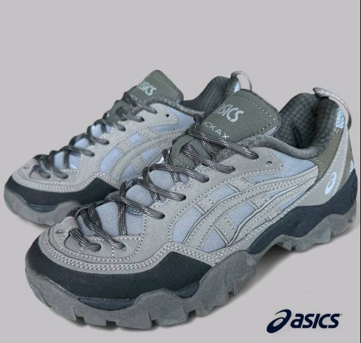 ASICS gel pickax black, 41-45