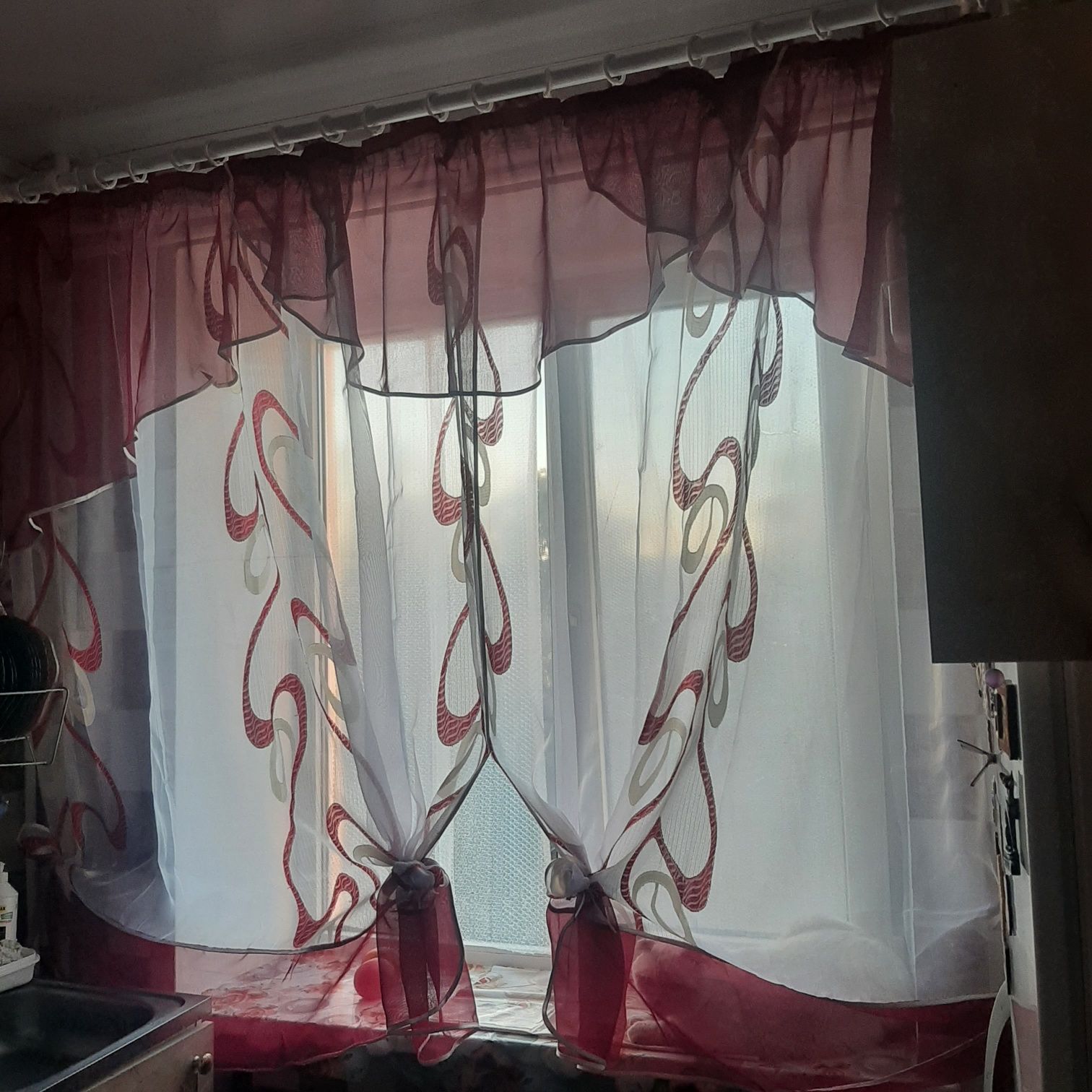 Тюль    на   кухню с аркой