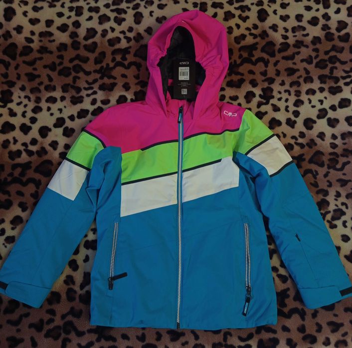 Продам нову куртку CMP для дівчинки 152 зріст