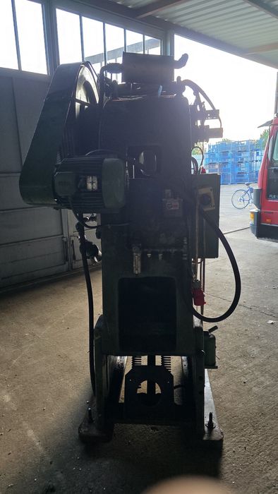 Prasa mimośrodowa 40T