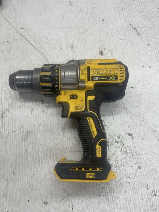 Wkrętarka dewalt DCD 995