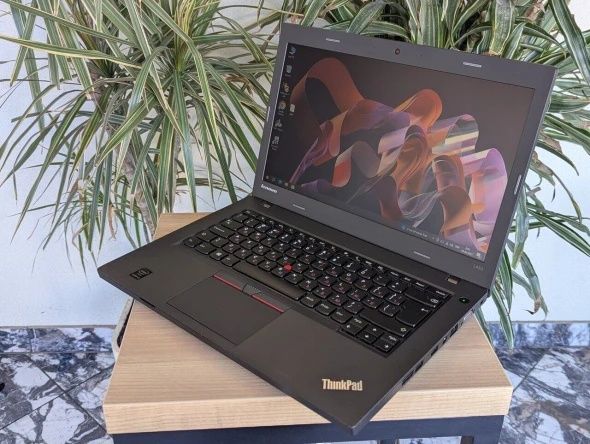 Надійний Lenovo з 12Гб оперативки
